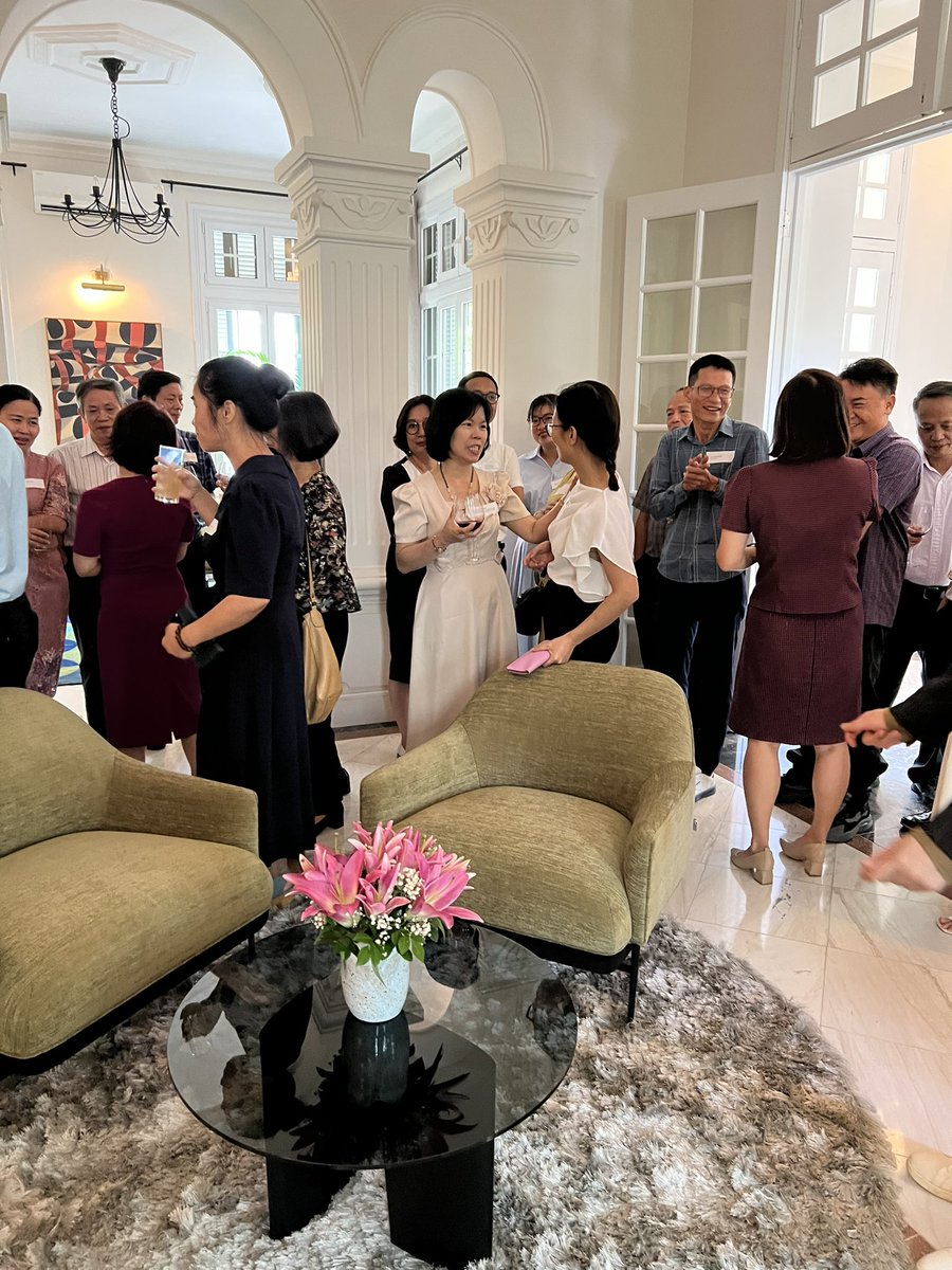 AusAmbVN's tweet photo. Lovely lunch at the residence to farewell 18 agricultural scientists travelling to Australia tomorrow as part of @ACIARVietnam’s John Dillon fellowship.

Over 30 years, 🇦🇺 has invested over $150 million in ag research 🌾 - generating $90 for 🇻🇳 for every dollar spent! https://t.co/na2rQA5HUa