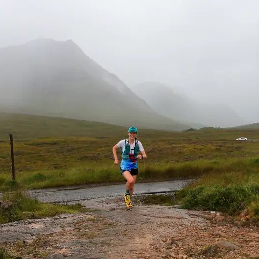 It's a new dawn, it's a new day and it's a NEW SEASON!
We get season 9 off to a flier with @powderach 
Rachel leads us through how she got into running, her first forays into racing and how she found the trails and hills that she adores 🧡 1/2
#monthen
linktr.ee/youngheartsrun…