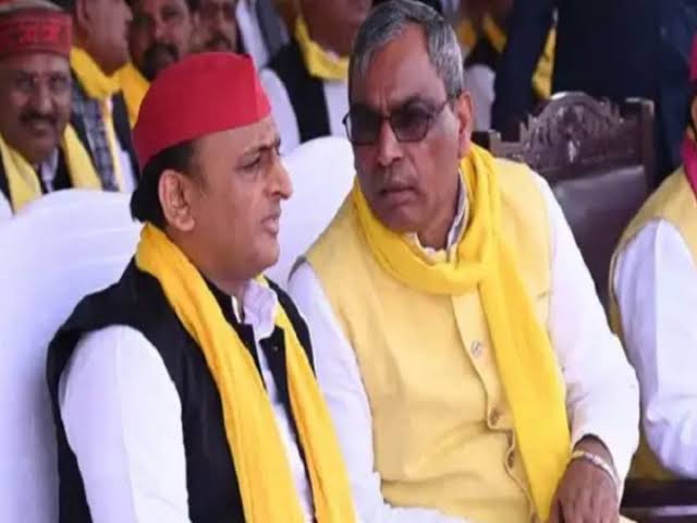 TRIBHUW51153706's tweet photo. बहुत बड़का गलती हो गया साहब
दोबारा आ जाए क्या आपके पास
ससुरा बहुत भारी मिस्टेक हो गया है
😀😀😀😀😀
@ABPNews @Aamitabh2 @AHindinews @ajitanjum @AHindinews @BBCHindi @bstvlive @Republic_Bharat https://t.co/EdOFcnh5nb