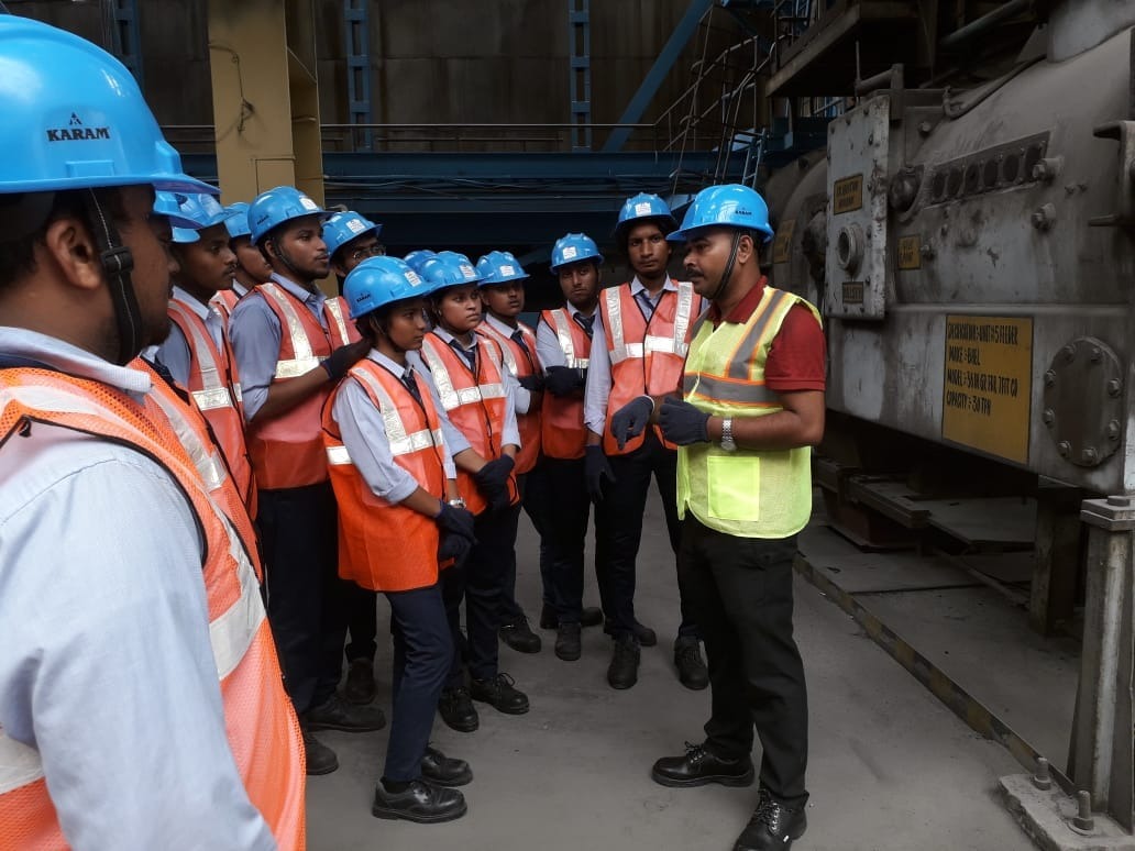 jisgroupindia's tweet photo. JIS School of Polytechnic believes that industrial study visits of its students enhances their practical exposure to industries they are studying & helps relate to real-world applications & gain industry insights.They visited @TataPower @larsentoubro & #Mageba Bridge Products https://t.co/fLygrHu894