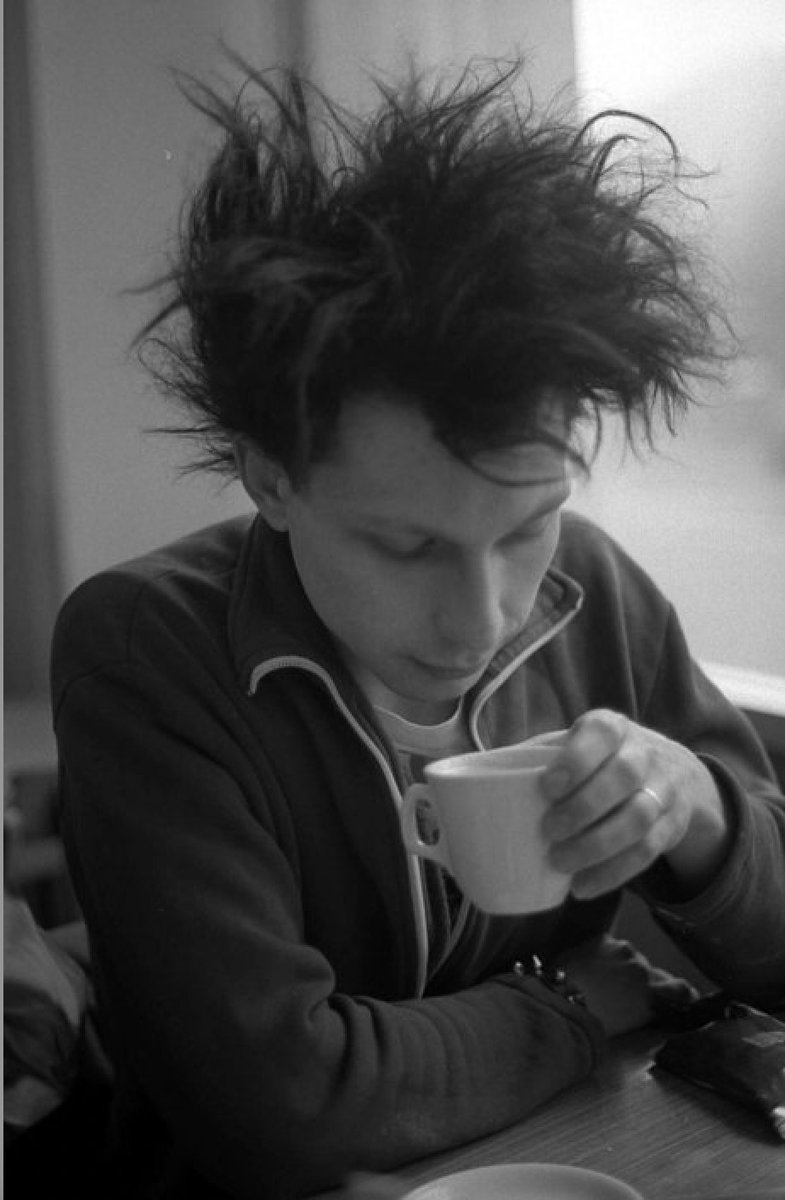 richardcabut's tweet image. Looking for a Kiss – post-punk beat novel – Advertising slogans for the future.
Salut @paulresearch, the Scars, who says beautifully,
‘Decadence, transgression, optimism, depression. your books are for me. I recall reading the Positive Punk piece when I was in a low spot, 1/