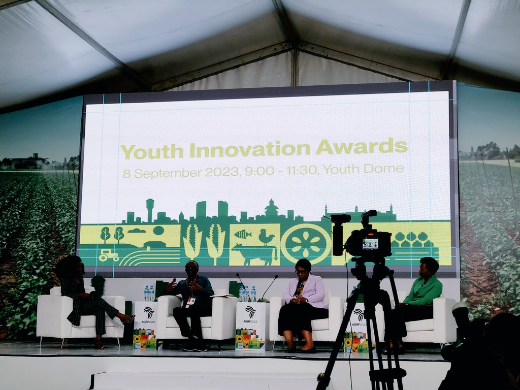 nsanganira's tweet photo. #AGRF2023 No better way to close the quite busy week than joining young innovators and celebrating their successes. Well done, #Africa is proud! #GoGettaz #PitchAgriHack #AYuTe https://t.co/r4VgLcr1au