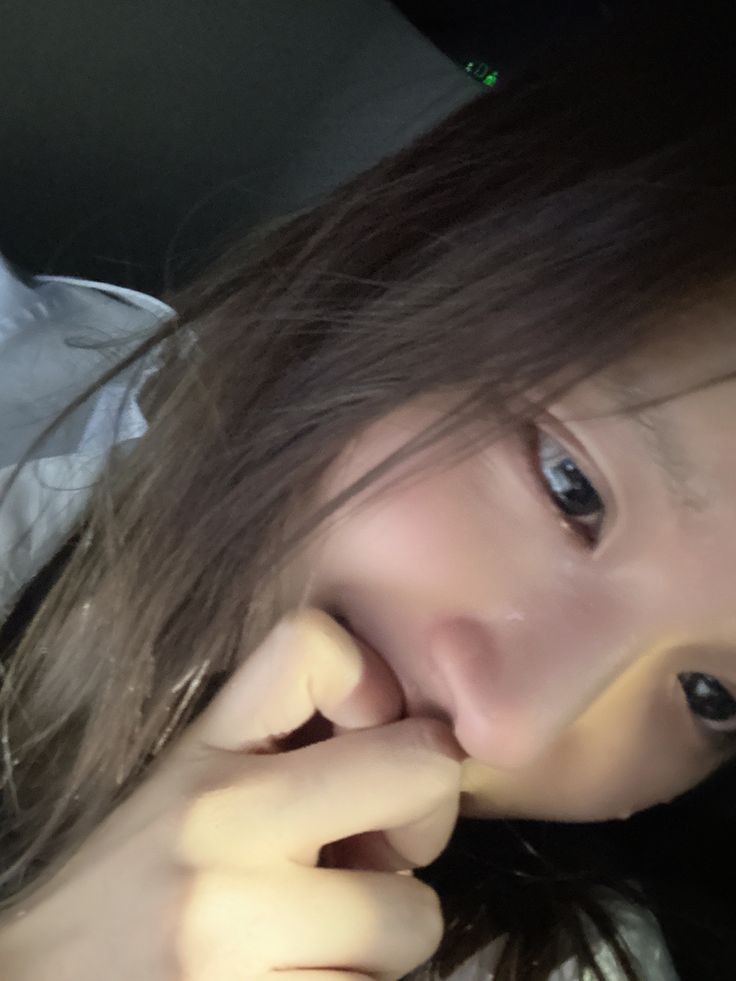mdkellers's tweet photo. "𝘢 𝘮𝘰𝘳𝘵𝘦 𝘦𝘮 𝘮𝘪𝘮 𝘦𝘴𝘵á, 𝘮𝘢𝘴 𝘢𝘪𝘯𝘥𝘢 𝘵𝘦𝘯𝘩𝘰 𝘭á𝘨𝘳𝘪𝘮𝘢𝘴 𝘱𝘢𝘳𝘢 𝘥𝘢𝘳.." https://t.co/uIQSf2dw2I