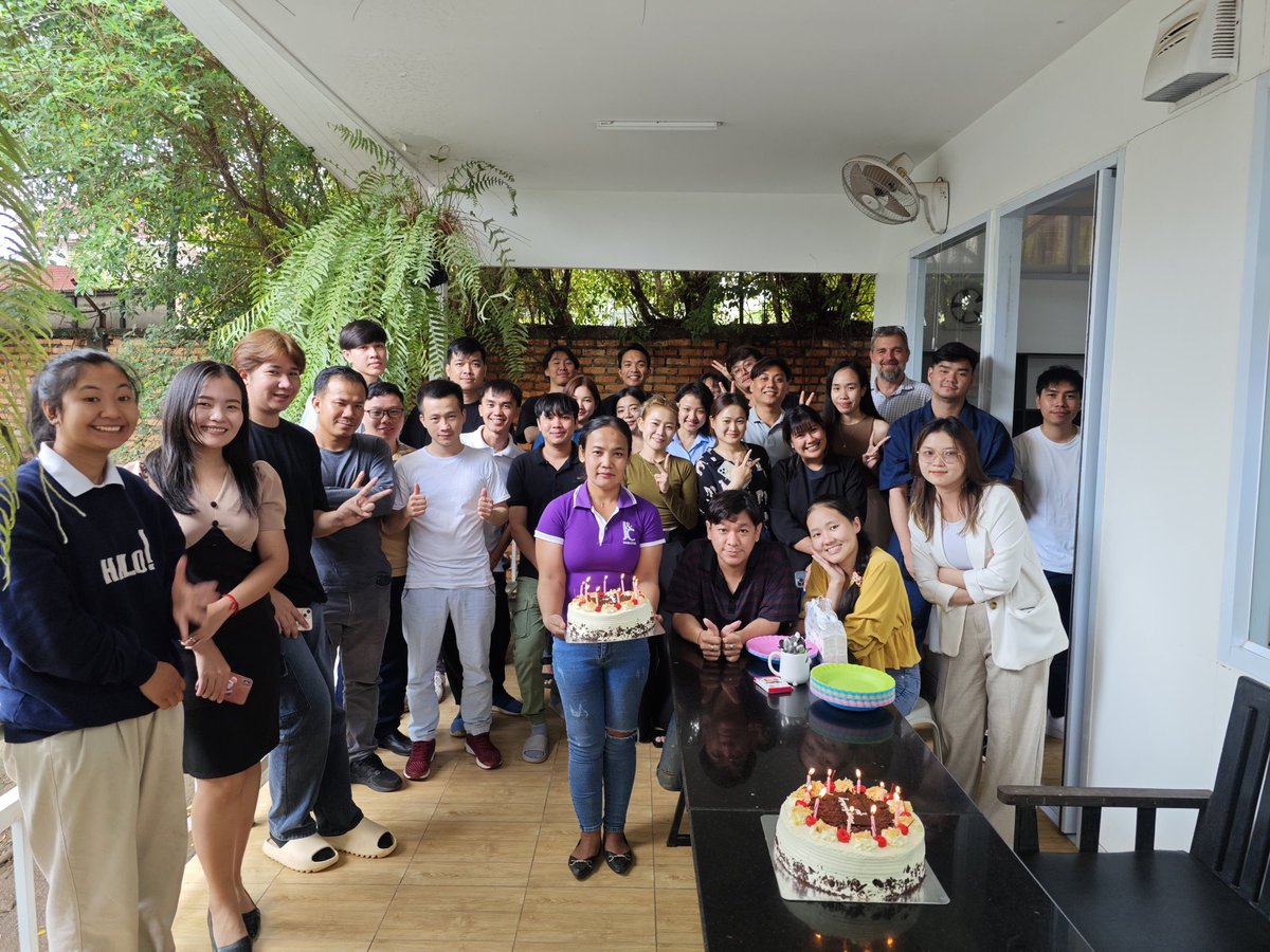 JC_LAO's tweet photo. Starting the weekend with 🎂! Happy birthday Loun! Wishing you the very best!!
#jclao #laos #team #birthday #management #Consultancy https://t.co/vJ7QIwjK51