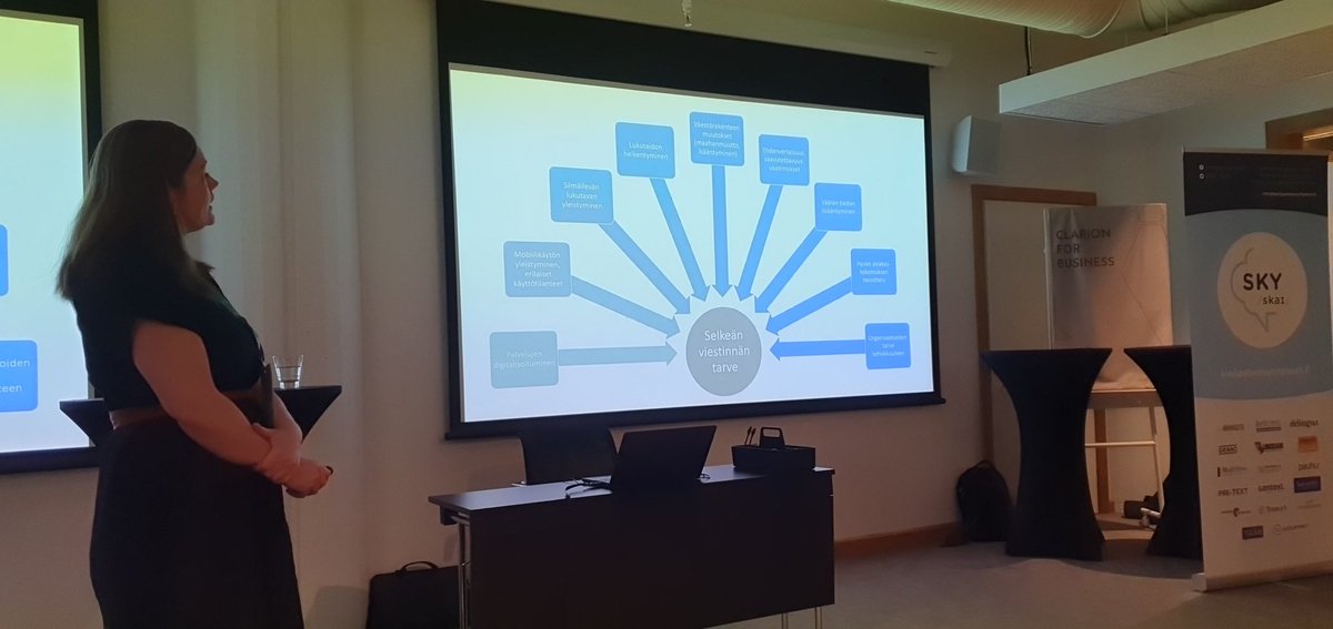 Ihanan selkeäsanainen <a href="/EevaOorni/">Eeva Öörni</a>: Selkeän viestinnän tarve kasvaa digitalisaation myötä - ja samalla kielen asiantuntijoiden merkitys. Teksti kantaa digitaalista asiakaskokemusta - tai sitten ei. Erottuva #asiakaskokemus on #kilpailuetu.
#saavutettavuus #CX #KIELI2023 <a href="/SKY_kielet/">Suomen kielipalveluyritykset</a>