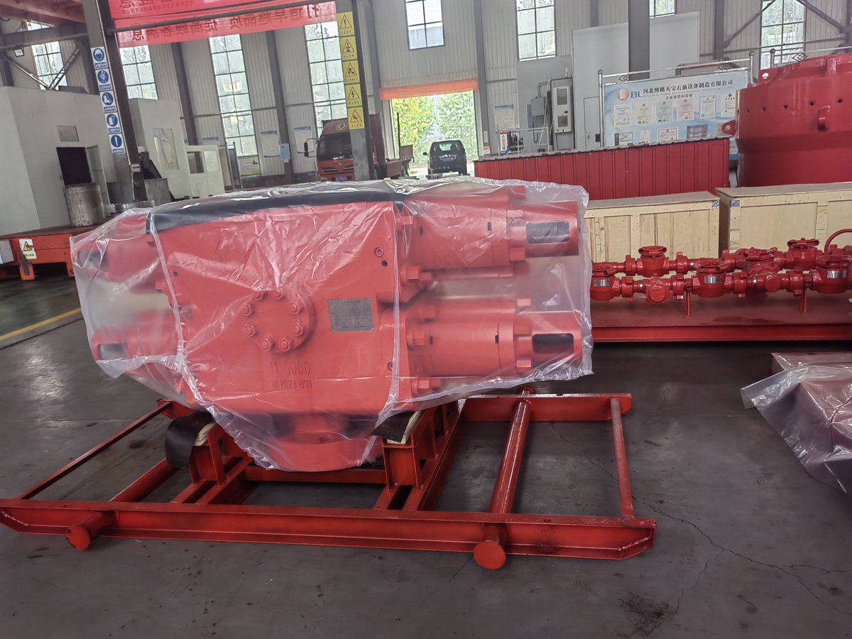 Lucaharris01's tweet photo. Step behind the scenes and witness the craftsmanship that goes into creating each BOP blowout preventer. 🛠 From raw materials to finished products, safety is our top priority.
#BOPManufacturing #SafetyFirst #EngineeringExcellence #DrillingExcellence #ReliabilityTest https://t.co/2zscbAHuPv