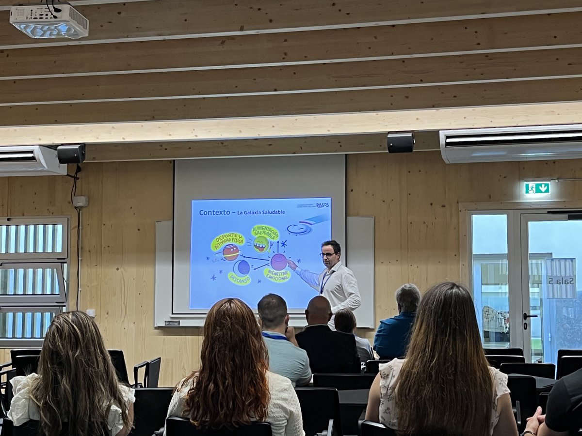 GasolFoundation's tweet photo. @Nutrients_MDPI 🚸📰El Dr. @SantiGomez_SF ha presentado la comparativa de la evolución del bienestar emocional en la población infantojuvenil española gracias a datos del #EstudioPASOS 2019 y 2022. https://t.co/J0Ni3dzAgn
