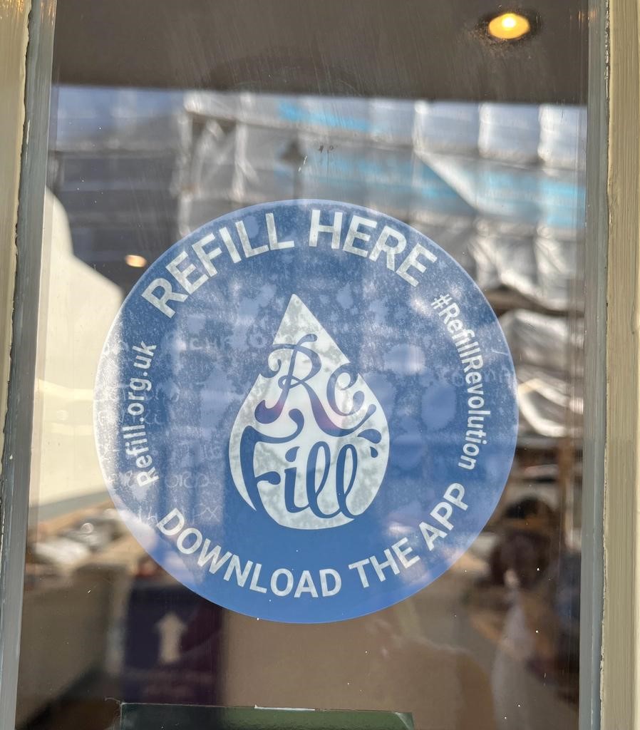 HertfordTC's tweet photo. Free water refills are now available! The #Hertford Town & Tourist Information Centre is now listed on the Refill App, reducing plastic waste. Download yours today! https://t.co/fnUb6fasSZ
#nowaste #reducingplastic #water #refill #scheme #heatwave https://t.co/13RyXZysUp