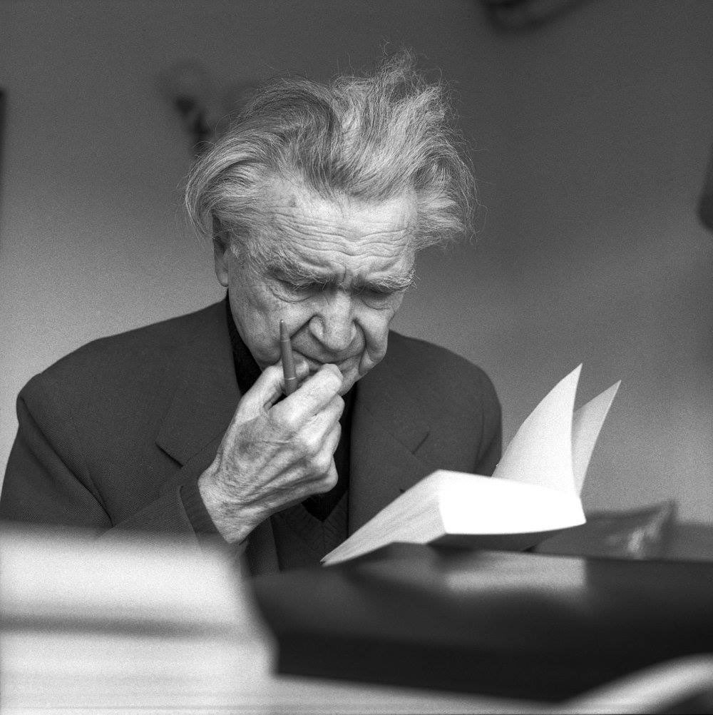 Poesiaitalia's tweet photo. Più facciamo progressi interiori più diminuisce il numero di coloro con cui possiamo realmente comunicare. 

Emil Cioran, Quaderni 1957 - 1972📚 https://t.co/EB2uog5Py0