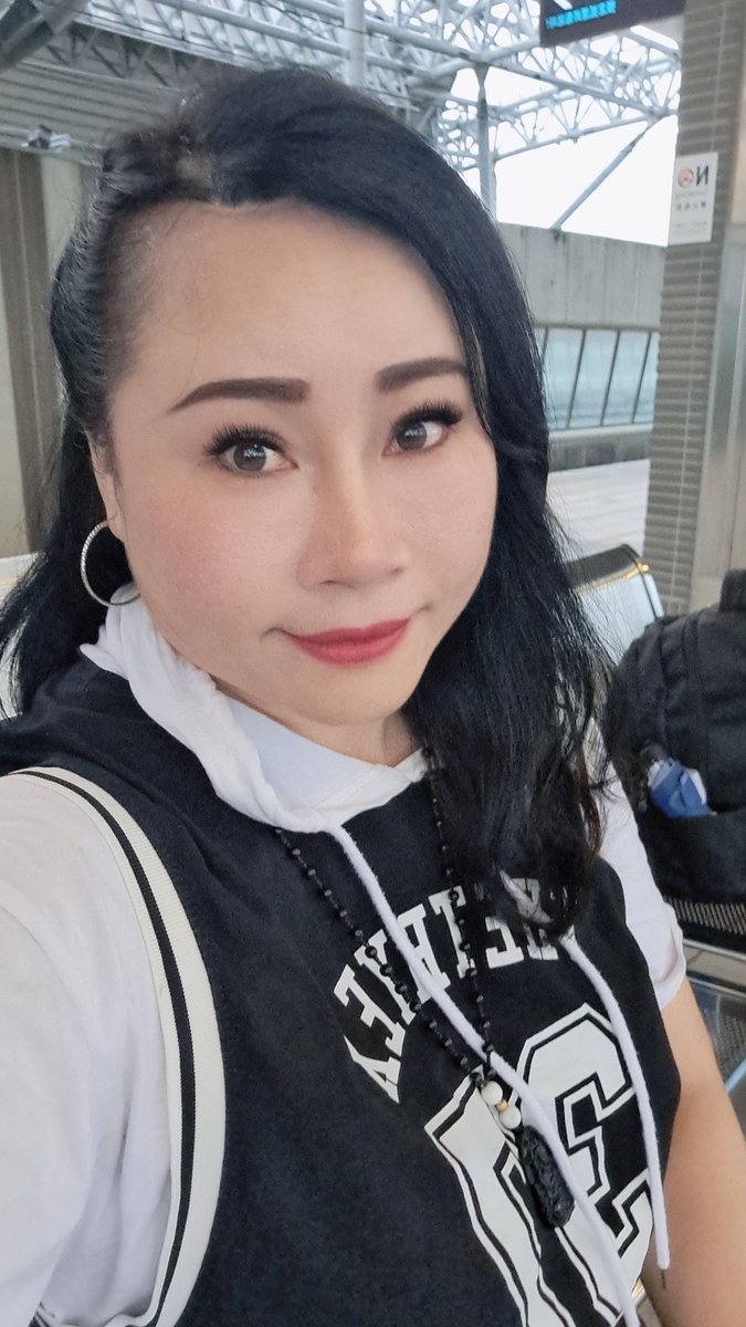 #為了我的錢途😆#帶著我的雪寶～不畏風雨還是要北漂台北流浪個幾天（#歡迎預約喝咖啡聊是非喔～
（#愛心留言+#轉推分享+#追蹤跟隨💋
#大奶
#原味
#離婚熟女
#地方媽媽 https://t.co/CBFGGD4TXc