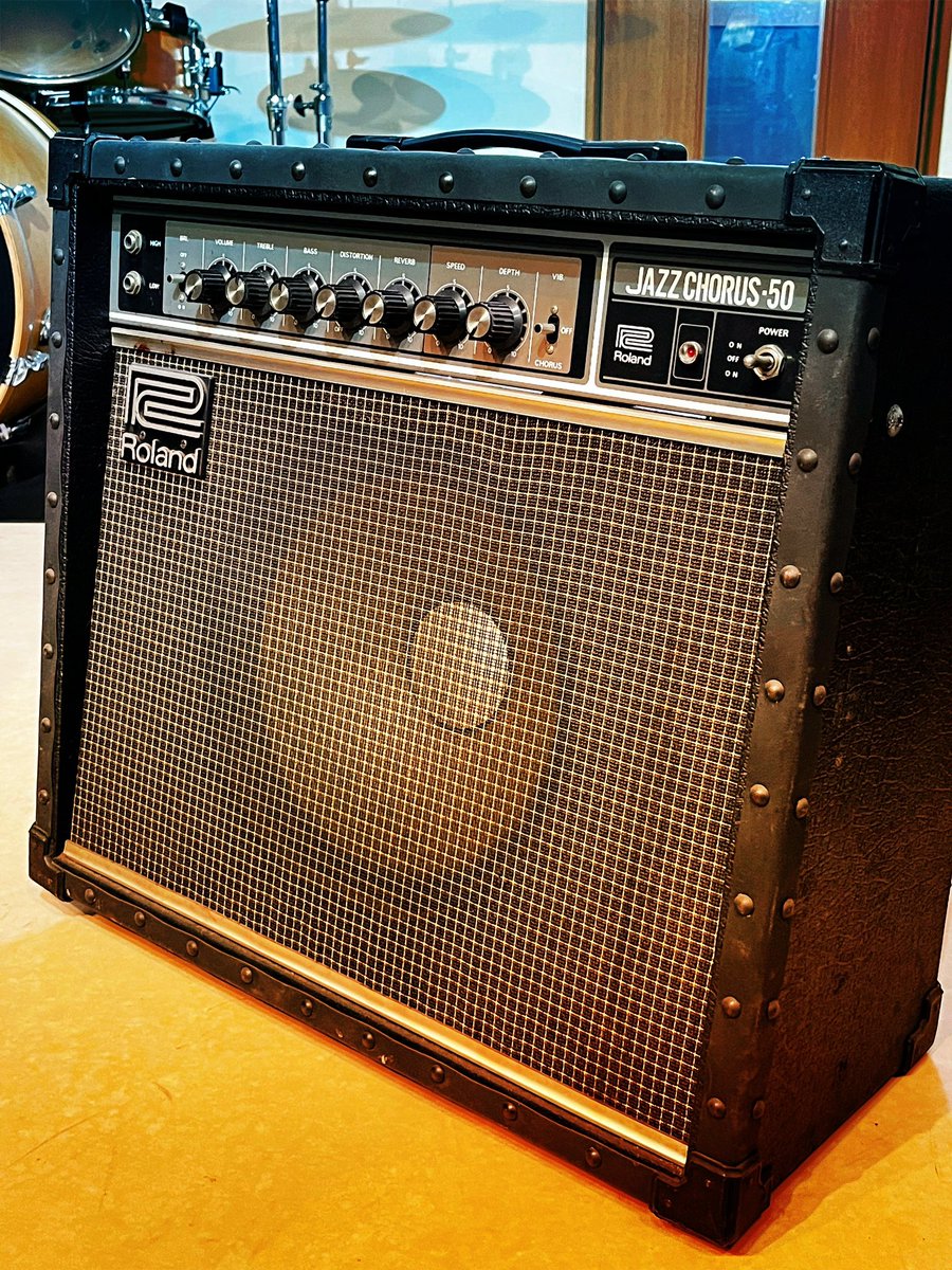 kajitaisamu's tweet photo. そう言えばと思い出し倉庫から出して来ました『JC-50』‼️正式名称は『Roland JAZZ CHORUS-50』
#jc50 #jc #jazzchorus50 #jazzchorus #ジャズコーラス #ジャズコ #roland #ローランド https://t.co/two6cfSJNg