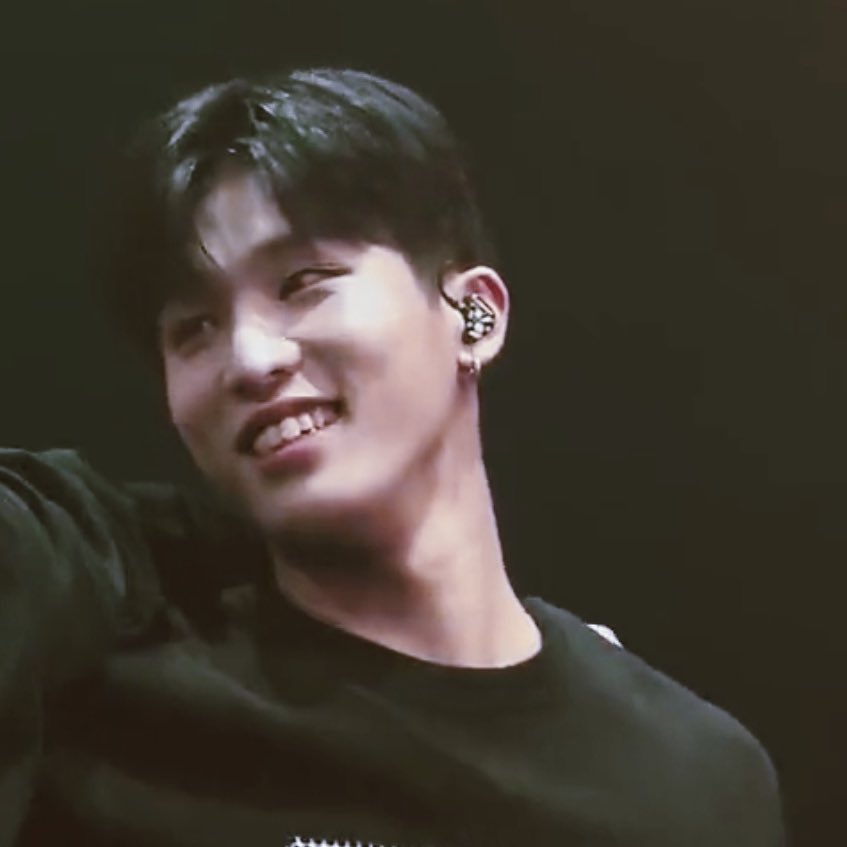 jwoolovs's tweet photo. 아박정우ㅅㅂ https://t.co/hemeaOBzAp