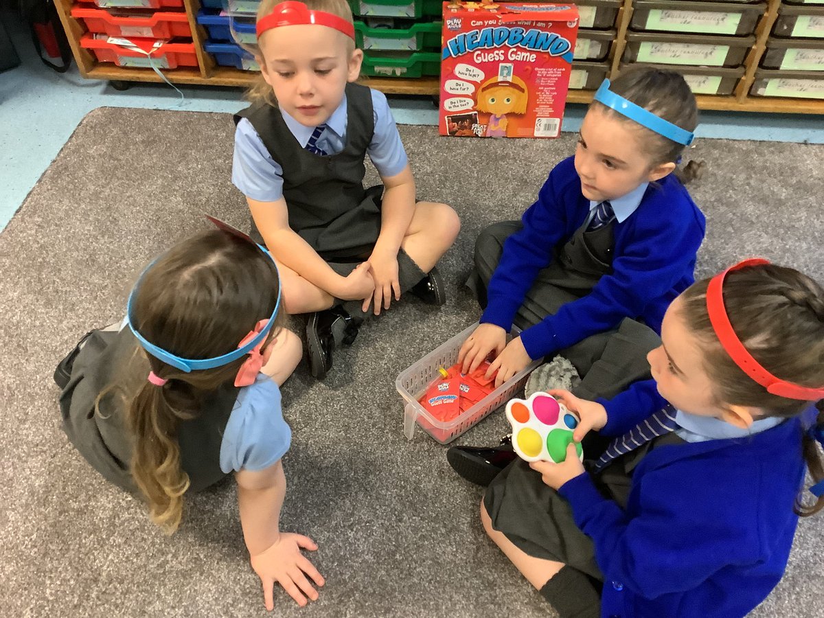 oli_year1's tweet photo. Fun and friendship on a Friday morning! We are enjoying games and taking turns with our friends. @EarlyExcellence @DeputyOLI @csergeant3 #olicommunity https://t.co/6uuWQkTYe2