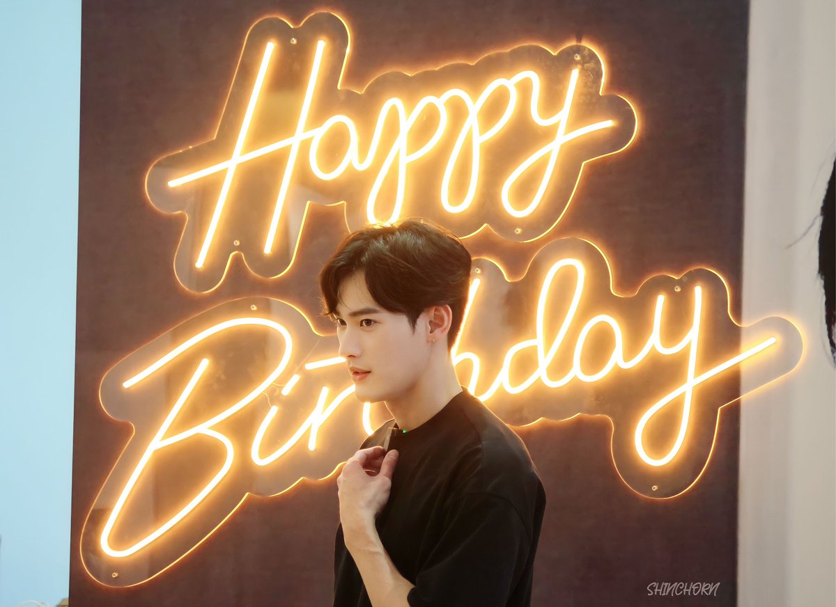 shinchorn's tweet photo. ไม่เจอกันนานแล้ว มาเจอกันในวันสำคัญเป็นวันที่พิเศษจริงๆ🖤
#number_9th
#งุ้งงิ้งๆของนพเก้า
#29YKaoBirthdayProject
#2023ProjectForNUMBERX9 https://t.co/fS1DqD6SQg