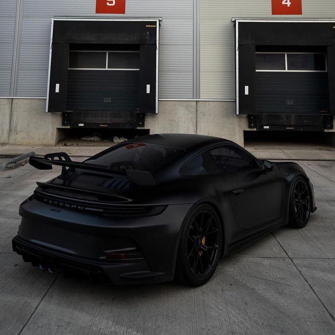 motorforms's tweet photo. FULL BLACK 🥵 https://t.co/FnAufHnEMz