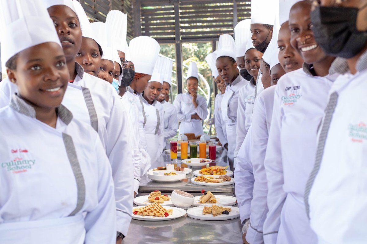 thechefhenry's tweet photo. There's nothing more satisfying than impressing your friends and family with a delicious home-cooked meal. Let us help you unlock your inner master chef. #CookingSuccess.ย
We are Located in Ntinda - Opp Kigowa Road next to Dembe city complex! Call / WhatsApp 0757404062 https://t.co/m3CdDvW1hf