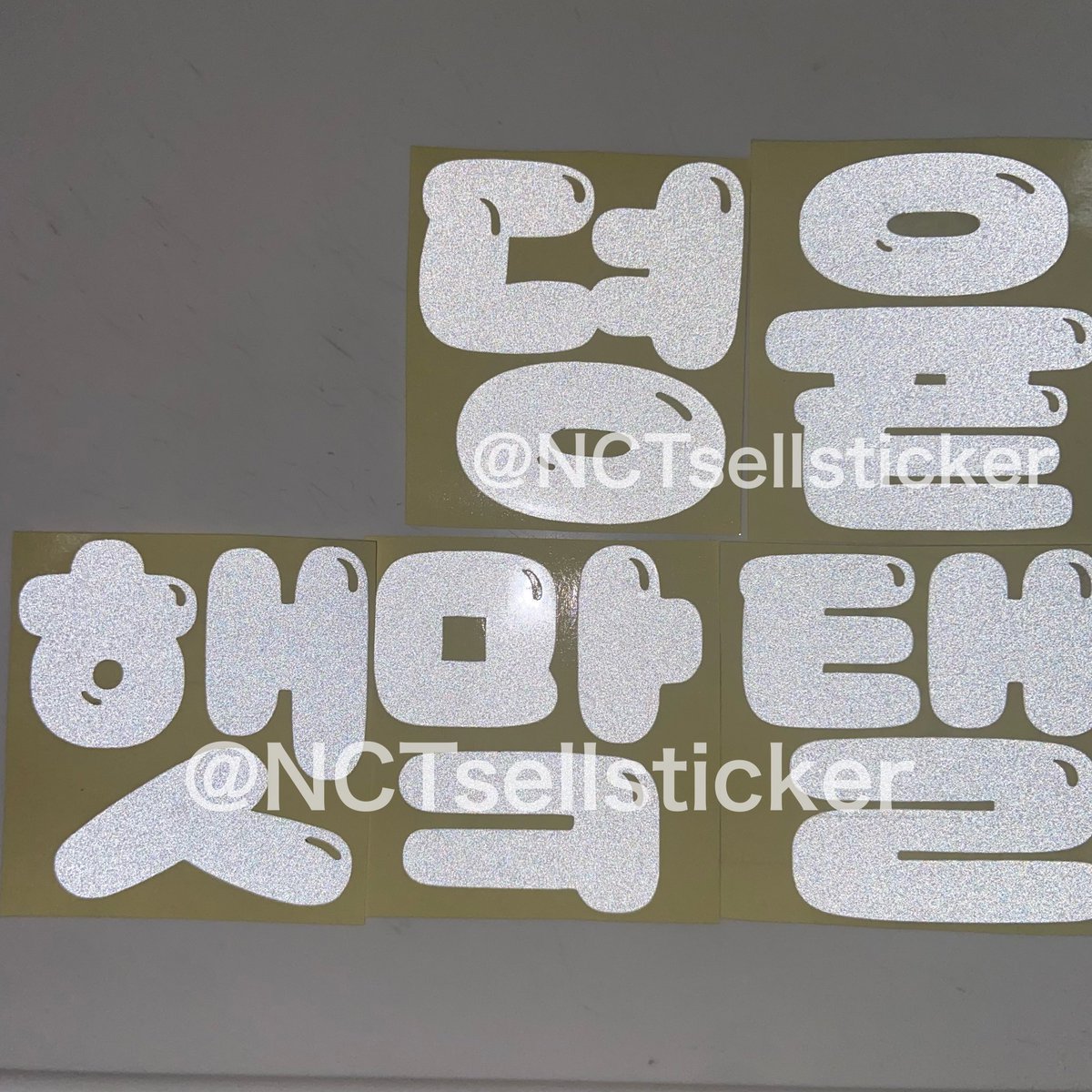 NCTsellsticker's tweet photo. https://t.co/yT8peO69F9