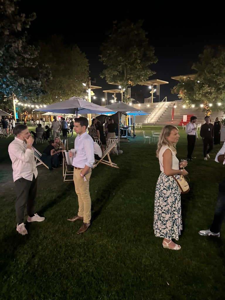 Pure Moment tweet media