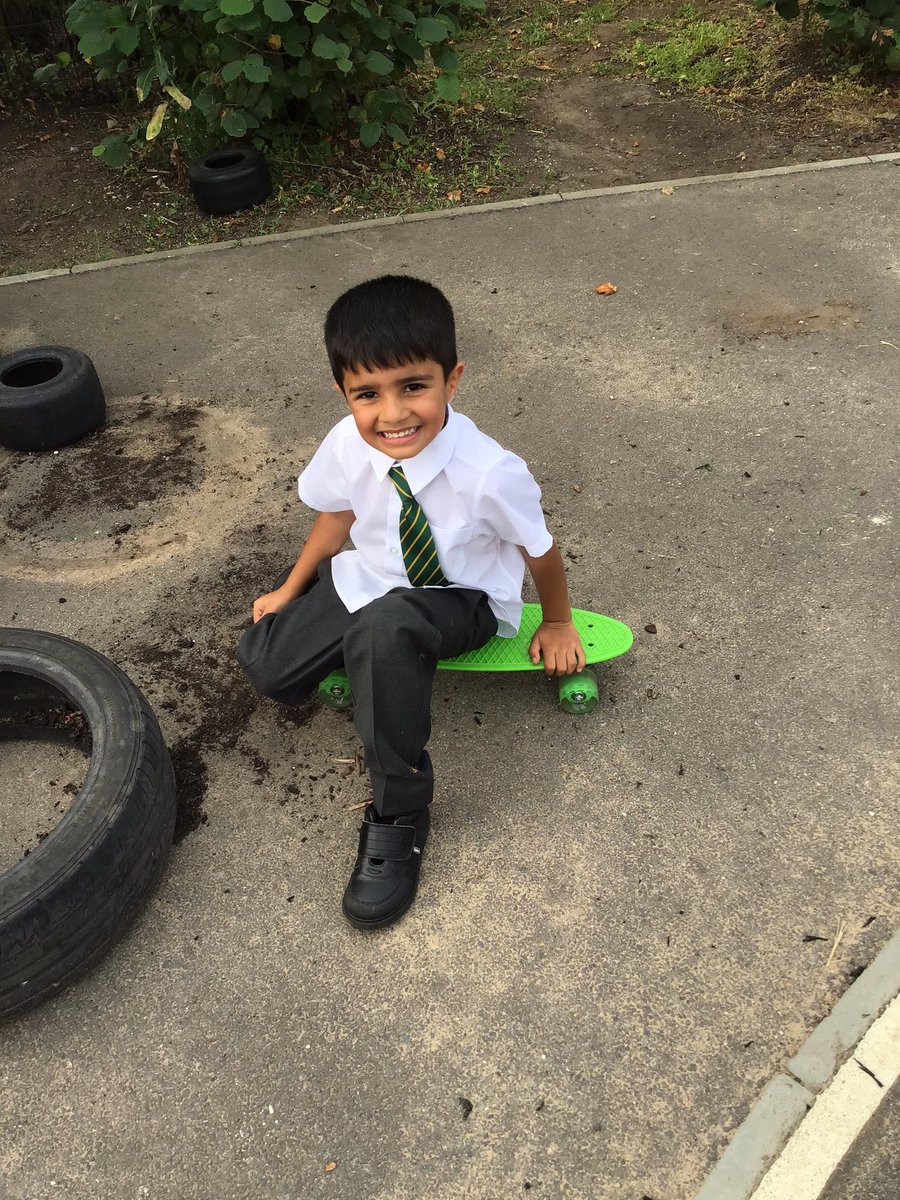 GRPAHazel's tweet image. @GRPAHazel have been enjoying building their fine and gross motor skills this morning. These skills are so important to build strong muscle control which also aids writing. #motorskillsmatter #eyfsrocks