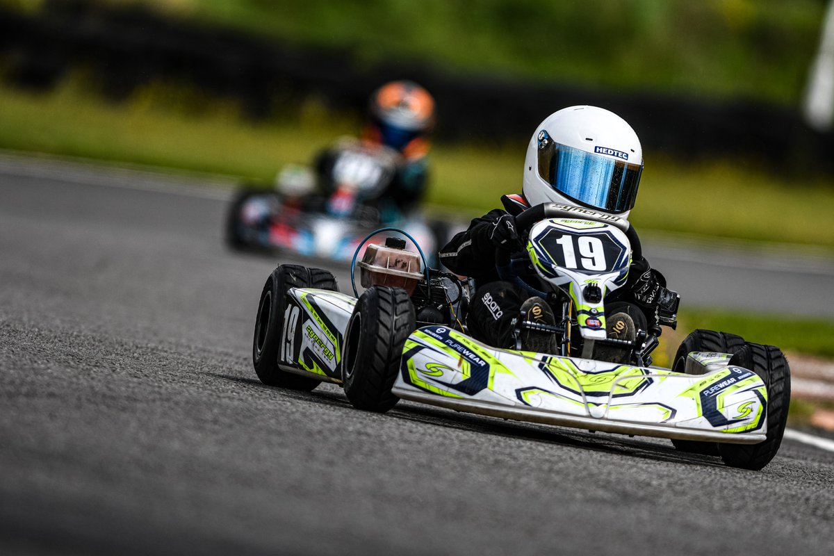 santiracing78's tweet image. A nice shot of me racing my third-ever event Tattershall Owner Driver Sprint against some of the best national racers in this category.  Some highs, and some lows but overall a fantastic weekend and we keep learning and striving to improve!

#Santiracing #Bambino #karting