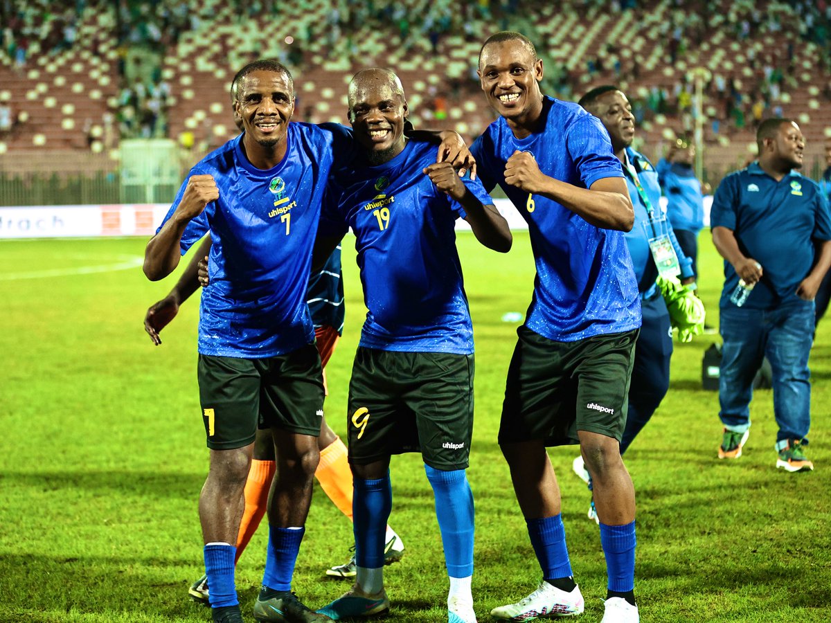 HimidMao's tweet image. Asante Mungu 🙏🏽
Great team effort away from home , Asante kwa kila mtanzania aliekua nasi kwenye safari nzima ya qualifications, bado tunahitaji support yenu….
Mungu na Masela 💪🏽🇹🇿⚽️