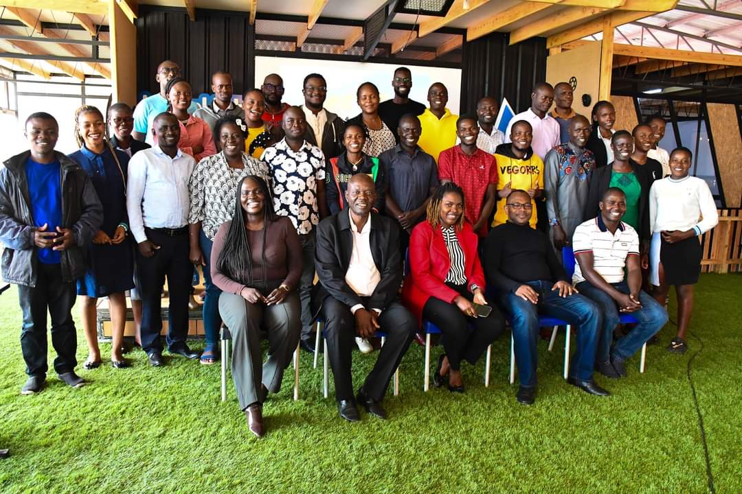 Glad to Join fellow entrepreneurs for   #PepeaNaAgriBiz in-person pitch day at <a href="/LakeHub/">LakeHub 🇰🇪</a>  presenting our elevator pitch to four independent judges. We look forward to a successful outcome. 

Project supported by Deutsche Gesellschaft für Internationale Zusammenarbeit (GIZ) GmbH