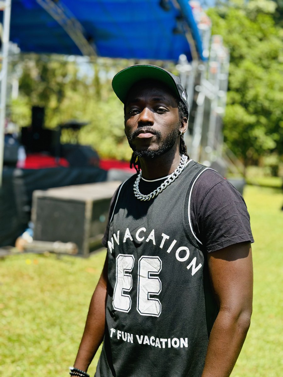 JudahDaAkbar's tweet photo. In Uganda am from the macca of real hiphop .our rappers rap to people who are driving or thinking …but ur rappers sing to people who are dancing and drinking……#whostheking  #lutuwa https://t.co/gvgvTPHjgf