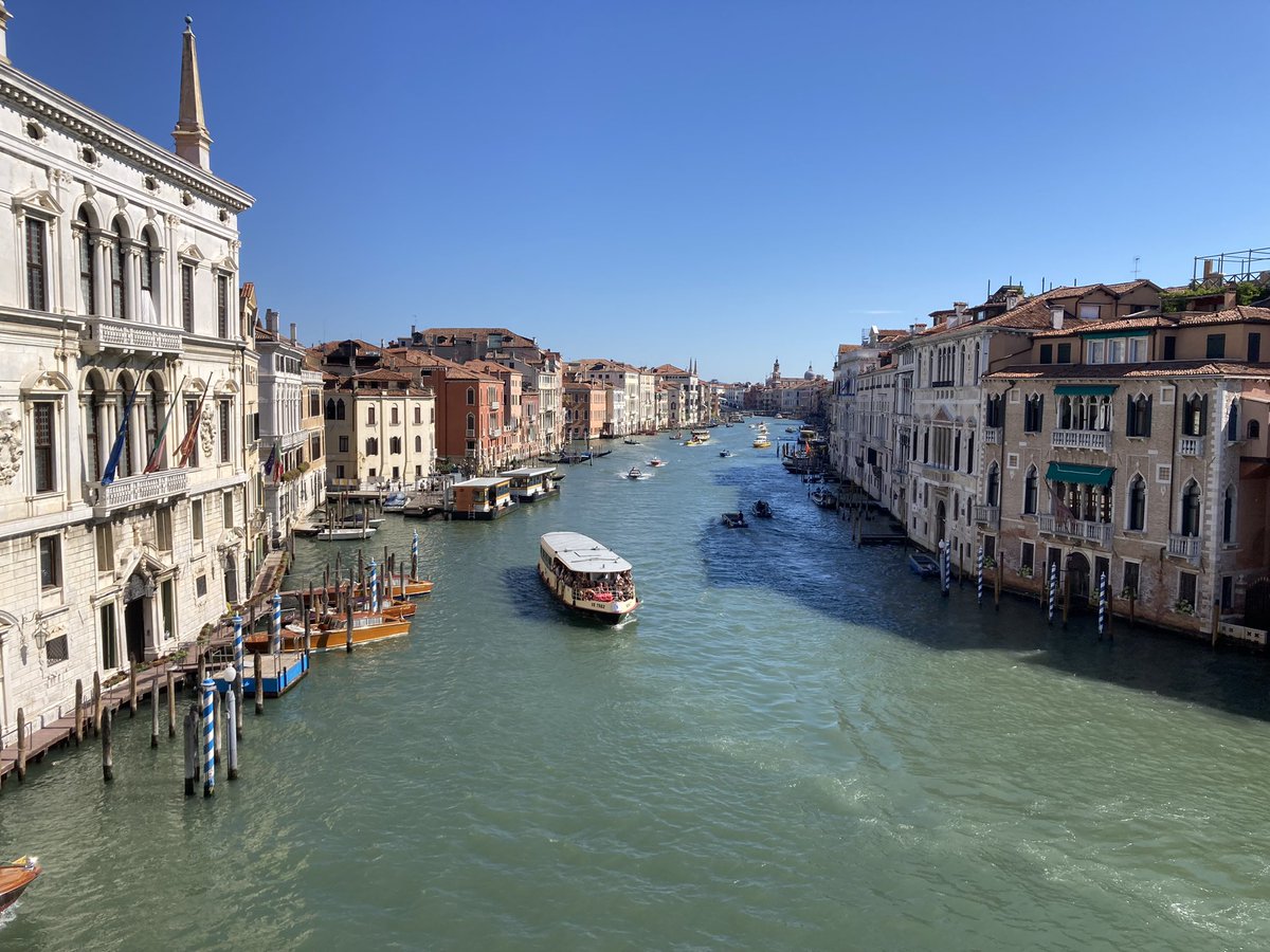 Had a great time presenting our work on delay learning at #WIVACE2023, and hearing all the other talks on such a range of interesting topics! A fun conference in a beautiful setting 🤩 (Tweeprint of our presented paper here: x.com/krisheiney/sta…)