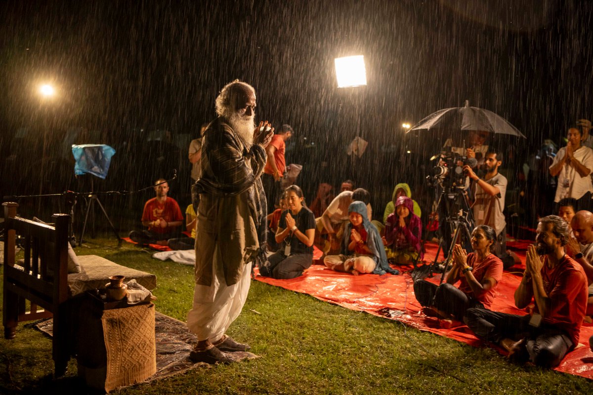 ishafoundation's tweet photo. Challenging roads, stunning vistas, lively people, and Satsangs soaked in rain and grace - a few glimpses from Sadhguru's #KailashYatra2023

 @IshaSacredWalks https://t.co/SafpRNcw9B