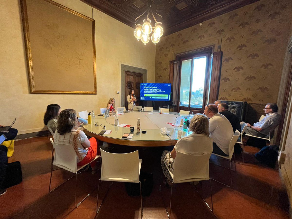 Done and dusted. Cheers to those delegates that braved the early morning to attend my presentation today at #EUROCRIM2023 on our  #𝗔𝗥𝗜𝗦𝗔𝗖𝗵𝗶𝗹𝗱 project. Brief but inspiring discussions for progressing child friendly justice globally. 
📍Palazzo Congressi, Congressi 8