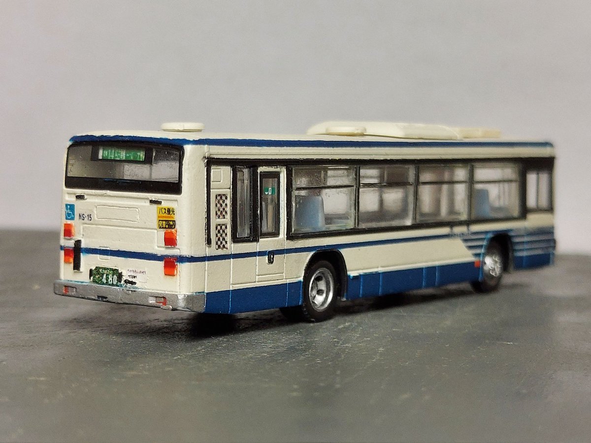 DENCHA_bus's tweet photo. 名古屋市営バス NS-15 完成！！
PKG-LVをベースにリアを交換してLV834化、中ドアをグラスラに交換してこの車特有の仕様に。
その他前面幕角のRや座席配置などに少しこだわってみました。
ずっと作りたかった最高で最強の車、ようやく仕上がりました^_^
#バスコレ https://t.co/lwN2hFqSWF