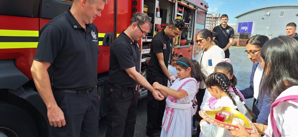 editorvskbharat's tweet photo. Hindu Swayamsevak Sangh UK
Radhe Krishna Balgokulam celebrated Raksha Bandhan at Highgate Community Fire Station, honoring their invaluable service. Young swayamsevaks and sevikas tied rakhis and explored fire trucks and equipment.
#RakshaBandhan #CommunityHeroes #HSSUK https://t.co/Clgkxbo4go