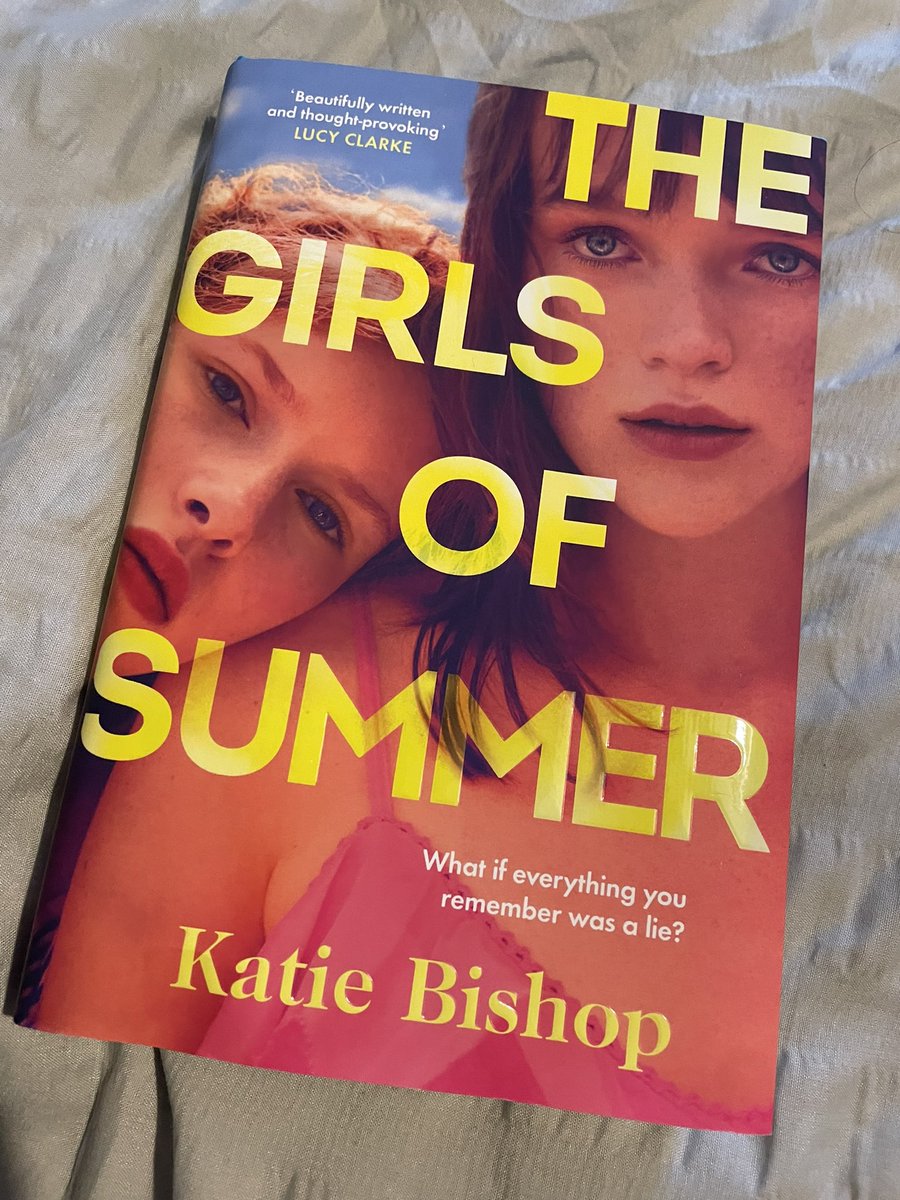 Book 8️⃣1️⃣ The Girls of Summer - @WhatKatieBWrote I was so intrigued by this story of Rachel discovering that her romantic summer with her first love wasn’t quite as perfect as she remembers. This book gave me My Dark Vanessa vibes. #BookTwitter #BallsToTheBacklog