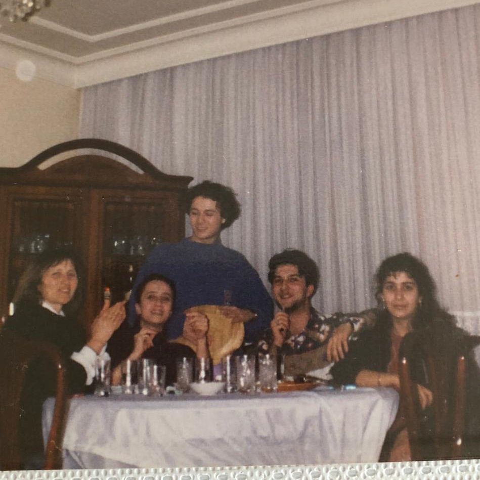 jenrazzle's tweet photo. So @tarkan 😘😘 stayed with my fiancé’s relatives before he was famous and promised to sing at her daughter’s wedding. He didn’t show so they are writing him to ask him to sing at our wedding to make up for it 😂 https://t.co/NKp1yak92C