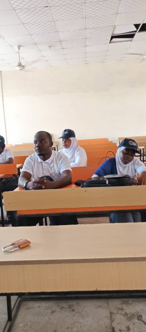 pcci_ng's tweet photo. Mentees receiving lecture on the history of public health in Nigeria.
#PublicHealth #education https://t.co/pZcjb67MEf