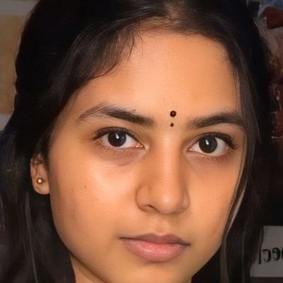 ootyLeela's tweet photo. #Whoisshe #nameplease https://t.co/ZBLSpHCpls