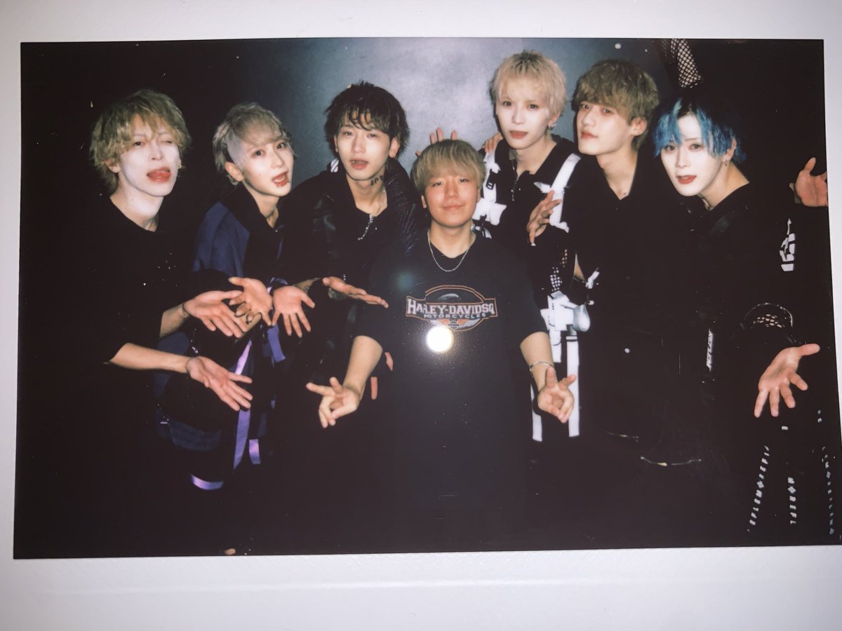 feaferi_0917's tweet photo. 今までフェアリーフェリスを応援してくださった皆様。
本当にありがとうございました😊
これからそれぞれの道を歩む僕たちをこれからもどうかよろしくお願いします‼️
せーの！にゃんにゃん😸
#フェアリーフェリス
#解散 https://t.co/fHCBwlJw8r