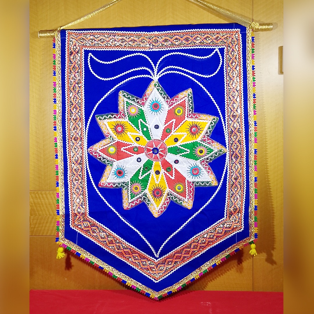 devpoojabox's tweet photo. "Crafted with Precision: Elevate Your Space with Exquisite Applique Work Curtains".

Ganesh Decoration Curtains with beautiful eye catching Applique Work with timeless beauty and exquisite craftsmanship .

#ganeshaagman #wonderfulappliquework #appliqueworkcurtains #devpoojabox https://t.co/l5CH4VAZfK