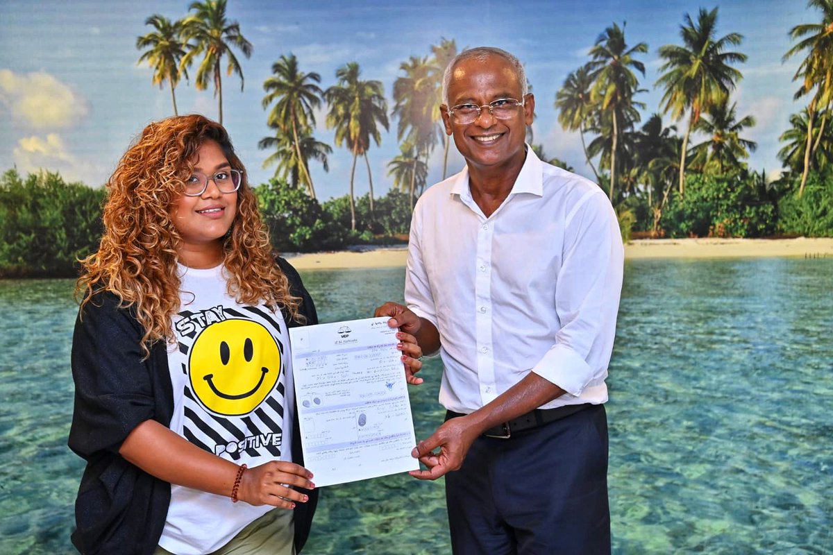 MDPSecretariat's tweet photo. Mashooru lava kiyuntheriya @unoosha MDP ah soi kuravvaifi

#IbuAslam2023
#VoteMDP
#UfaaveriAmaanRaajje https://t.co/R9KAbs6LCK