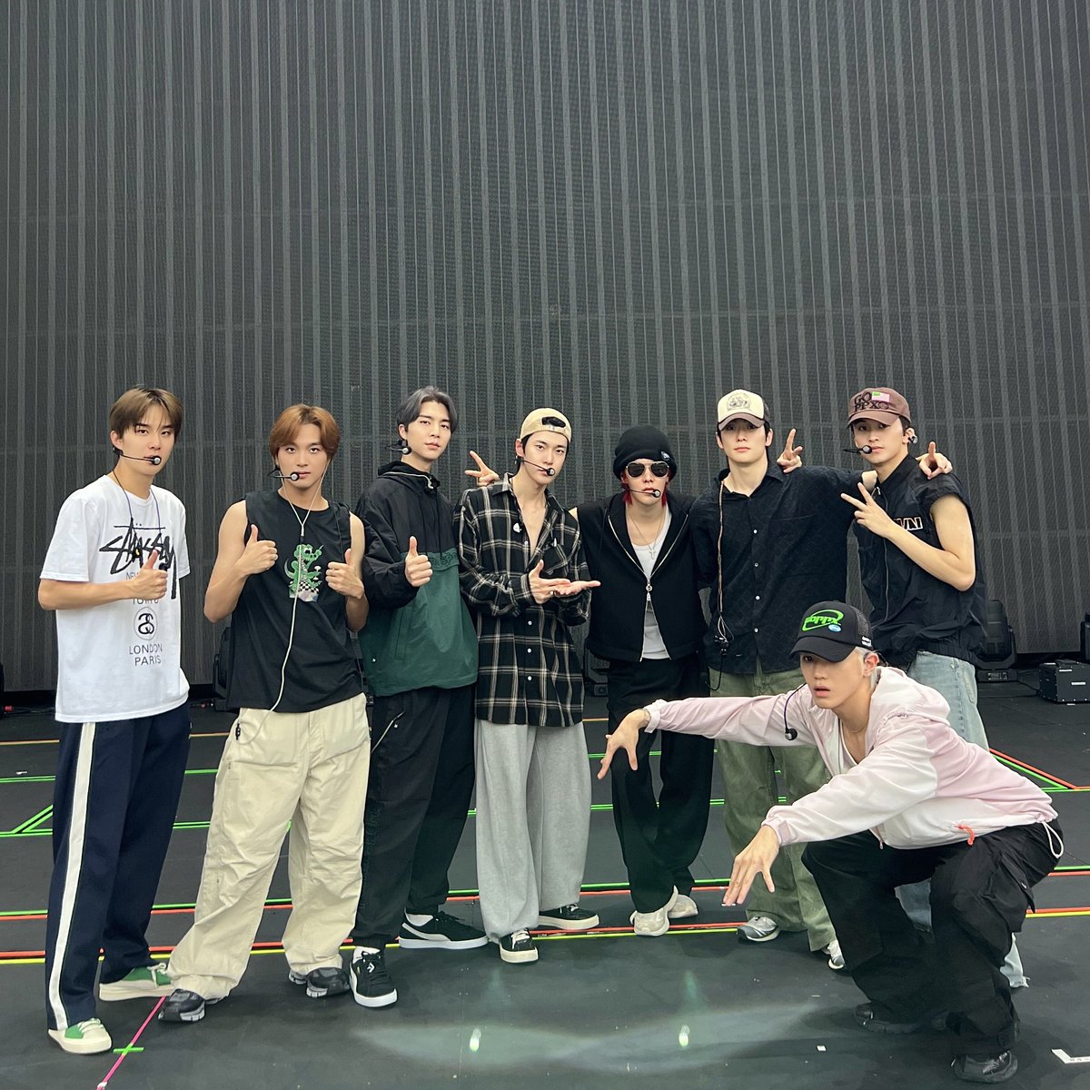 NCTsmtown_127's tweet photo. #NCT127 🐶🐻🐱🐰🍒🍑🌹🐯💚

#NCT #NCTDREAM #WayV
#NCT_DOJAEJUNG #NCT_NATION
#NCT_NATION_ToTheWorld #OSAKA
#NCT_NATION_ToTheWorld_OSAKA https://t.co/Fr7k5xTcPn
