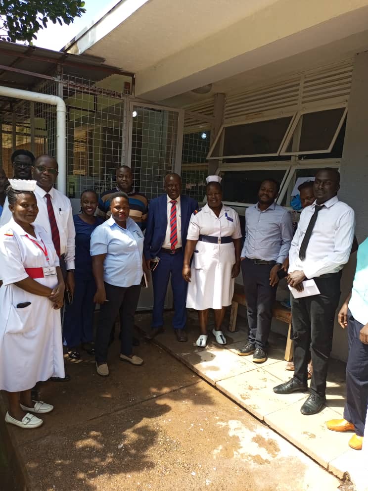 rkalyes1's tweet photo. 🔥 🏥 We are slowly narrowing the Dialysis access gap one region at a time.
Now Mbale Region has access to life-saving dialysis.
Thanks @MinofHealthUG 
@Ug_kidneyf 
@daniel_kiggundu 
@kirudduNRH 
@Drcharleskabugo
@JosephOgavu 
@PeaceBagasha 
@DianaAtwine 
@DrOribaDan https://t.co/VOXPJHVwnm