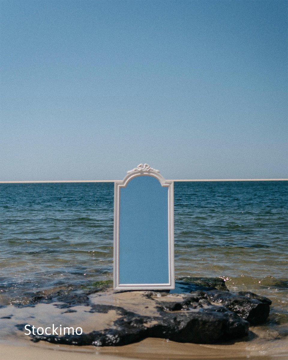 stockimo's tweet image. A little bit out of the ordinary.

Nobody wants to blend in with the crowd and neither should your photos, mix it up a bit and you may be exactly what our customers are looking for!

Image ID: S39G98 // lenamoretto

#Stockimo #FridayFeeling #Seascape