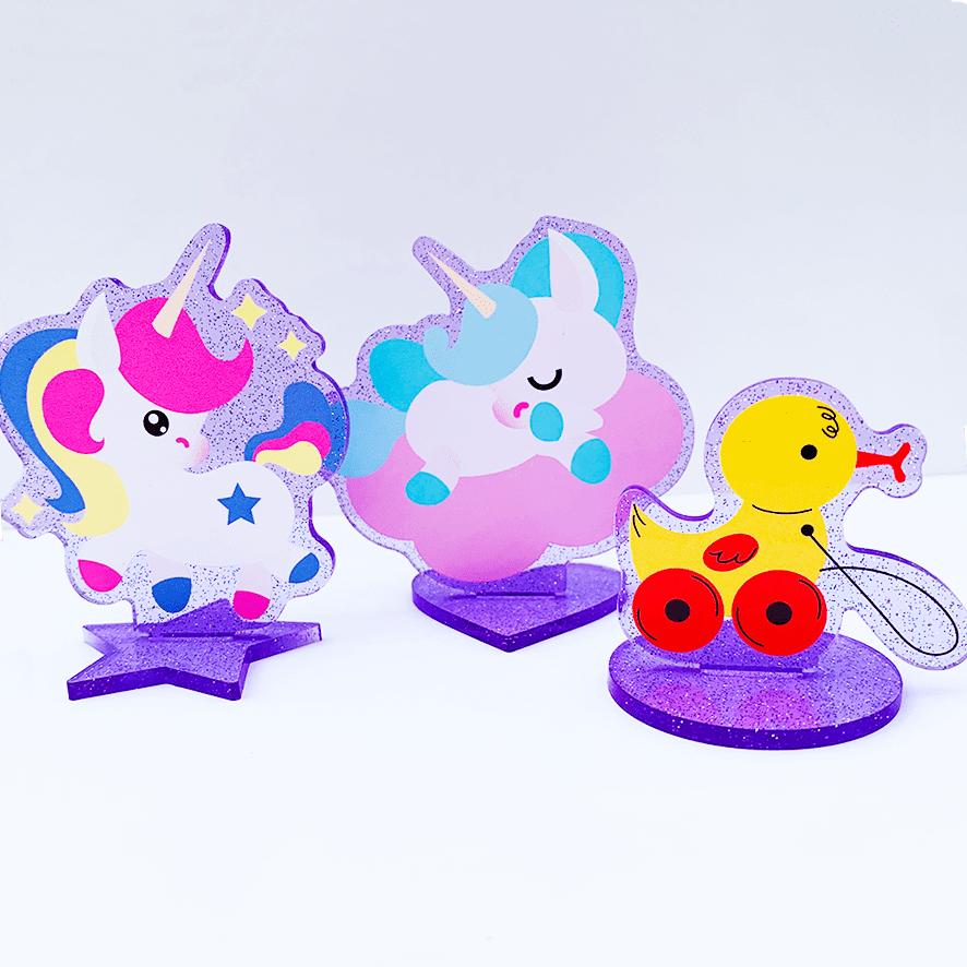 maison25_cp's tweet photo. 【NEW COLOR ADDED】
アクリルカラーに新色のラメパープルを追加しました💫アクリル自体の質感を活かしたシンプルなデザインやファンシーなイラストも映えるトレンディなカラーでオススメです 😈🍇👾 🦄 🍆
https://t.co/Hb0S7vIqDQ https://t.co/43iHcEy20g