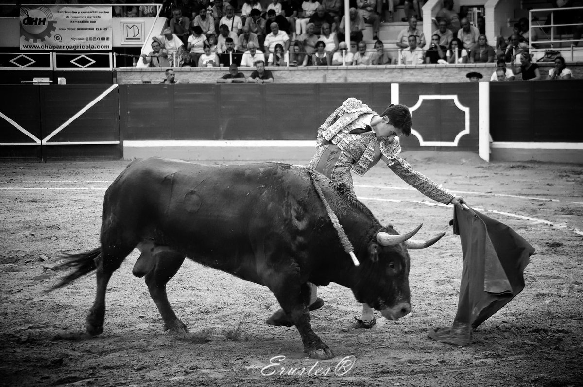 Erustes jerez Cesar tweet media