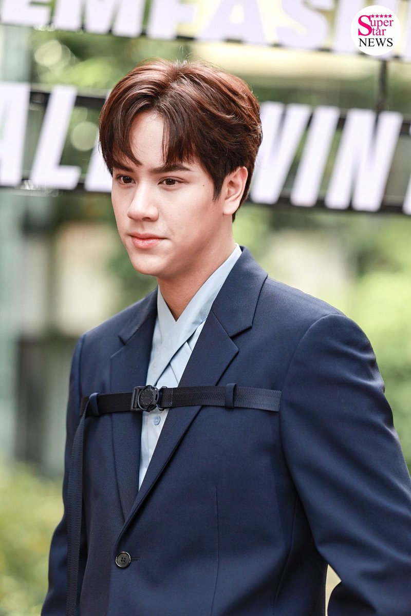 plz_more_giman's tweet photo. 최고야..💚

NANON EMFASHIONICON
#EMFASHIONICON https://t.co/EGAAxejLRC