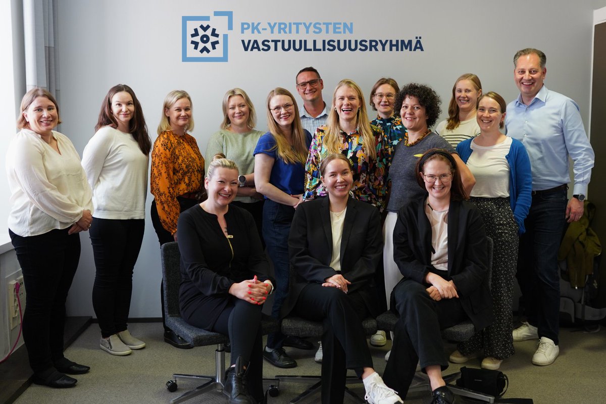 Pidimme tänään PK-yritysten vastuullisuusryhmän ensimmäisen tapaamisen, joka tarjoaa vertaisoppimista 17 suomalaiselle yritykselle.

Ryhmään osallistuu Airam Electric, Alltime Group, <a href="/enfuce/">Enfuce</a>, <a href="/Faros_Com/">Faros & Com</a>, Folks Hotels, Heino Group, <a href="/ilmatarenergy/">Ilmatar</a>, <a href="/KaskasMedia/">Kaskas</a>, <a href="/FiMipro/">Mipro Oy</a> 1/2