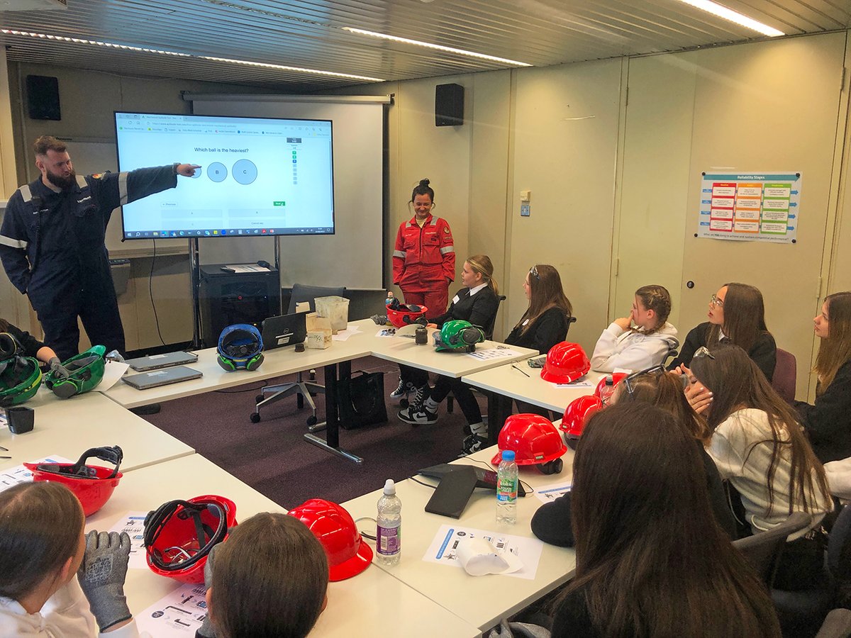 LevenmouthAc's tweet photo. Thanks to @ExxonMobil_UK @exxonmobil_fep for hosting our S3 STEM group. All learners enjoyed learning about different aspects of STEM in real life. Having an opportunity to discuss potential career pathways with a variety of employees was very beneficial. #STEM @DYWFife https://t.co/2JvUFCkjfT