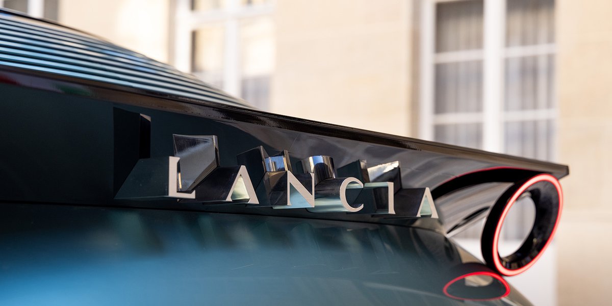 lancia_official's tweet photo. Italian elegance lands in Paris for the third leg of the new Lancia Pu+Ra HPE #EuropeTour. The Italian Embassy is so classy that looks like the perfect place to announce the opening of 20 dealers within 2024 in the country.
#LanciaPuRaHPE #LanciaisBack #LanciaisReady https://t.co/bOvMUxUHvs