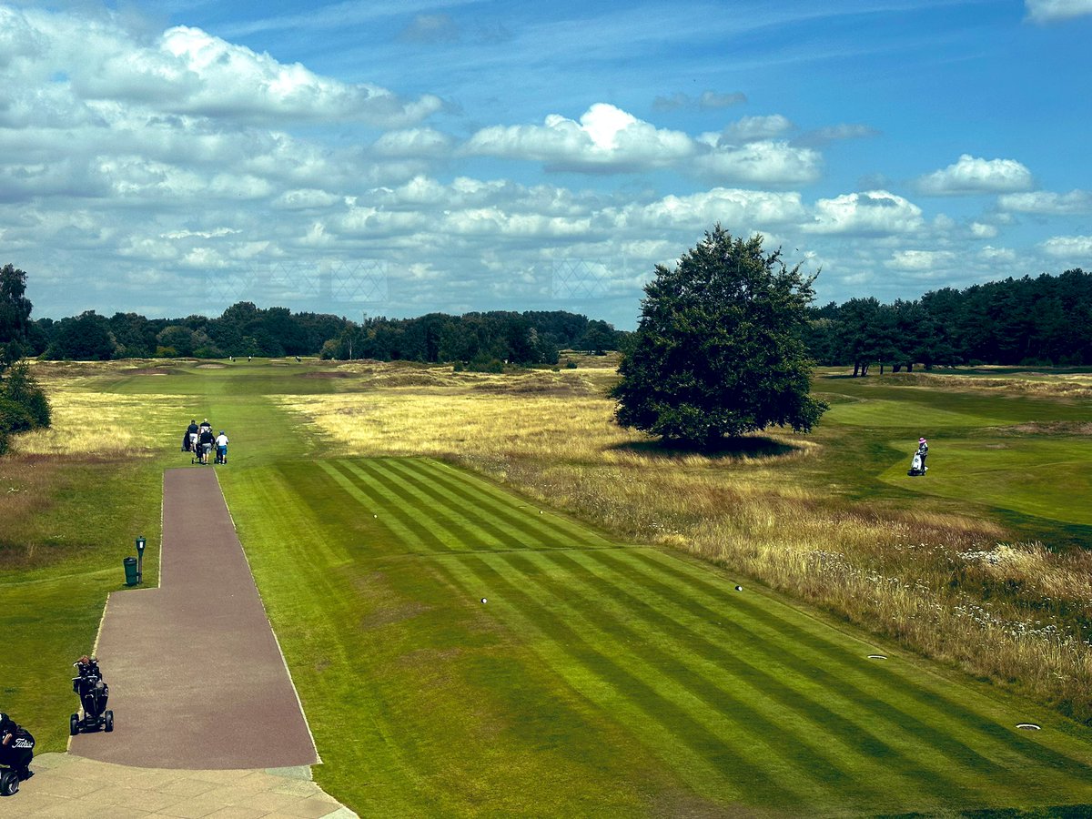 Tremendous effort by the team over the last couple of weeks preparing the course for last weekend’s Captains Final and today’s Fylde Amateur Championship @FairhavenGolf With the weather finally on our side, the course is looking superb.