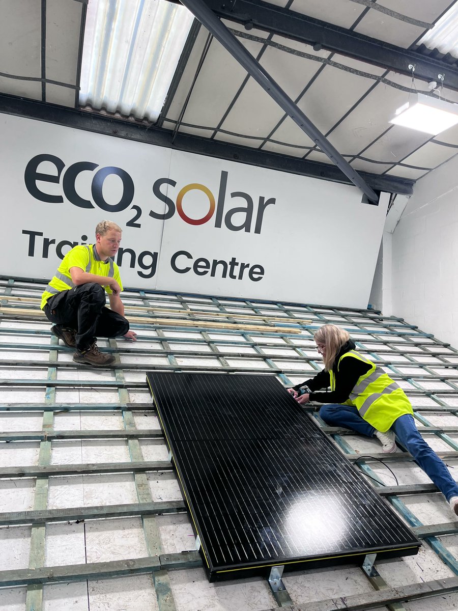 Eco2solar's tweet photo. Our Sales team had a fantastic visit to our training rig, watching demos and getting hands-on.

They're not quite site ready yet, but they're eager to give it a go! 😂

This facility helps our entire team stay product-savvy and support our developers💡

#teamtraining #solarpanels https://t.co/AgClQhTMqa